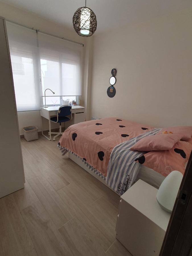 Апартаменти Apartamento 5 Minutos Centro Reformado. Малага Екстер'єр фото